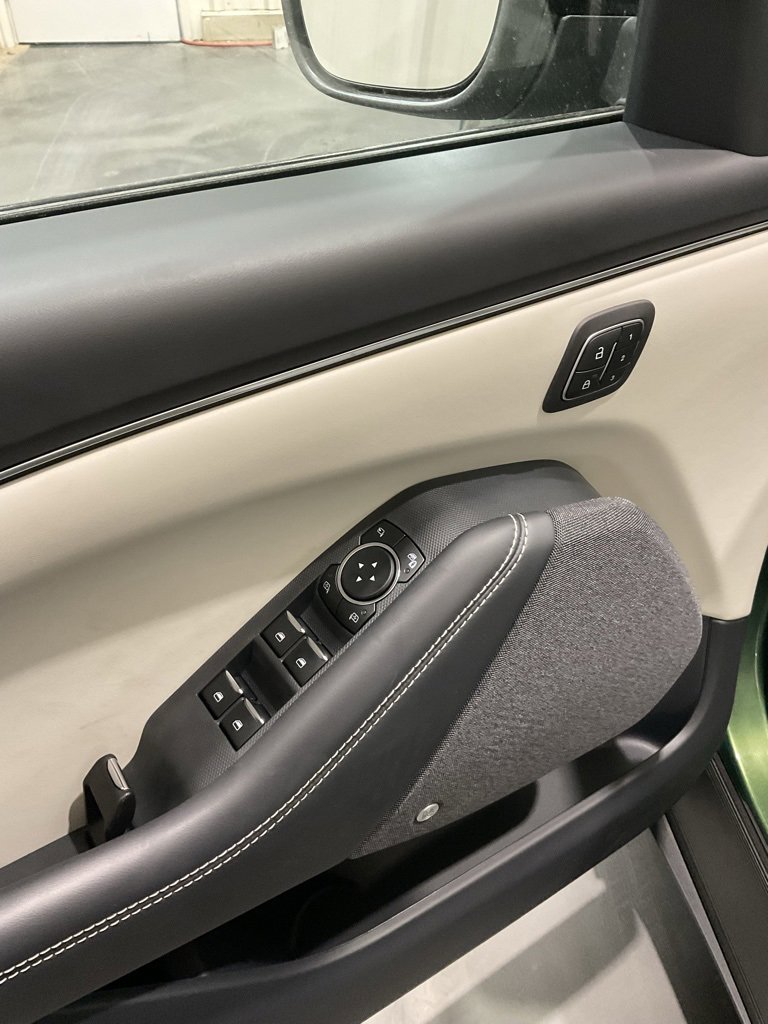 Used 2025 Ford Mustang Mach-E Premium image 7