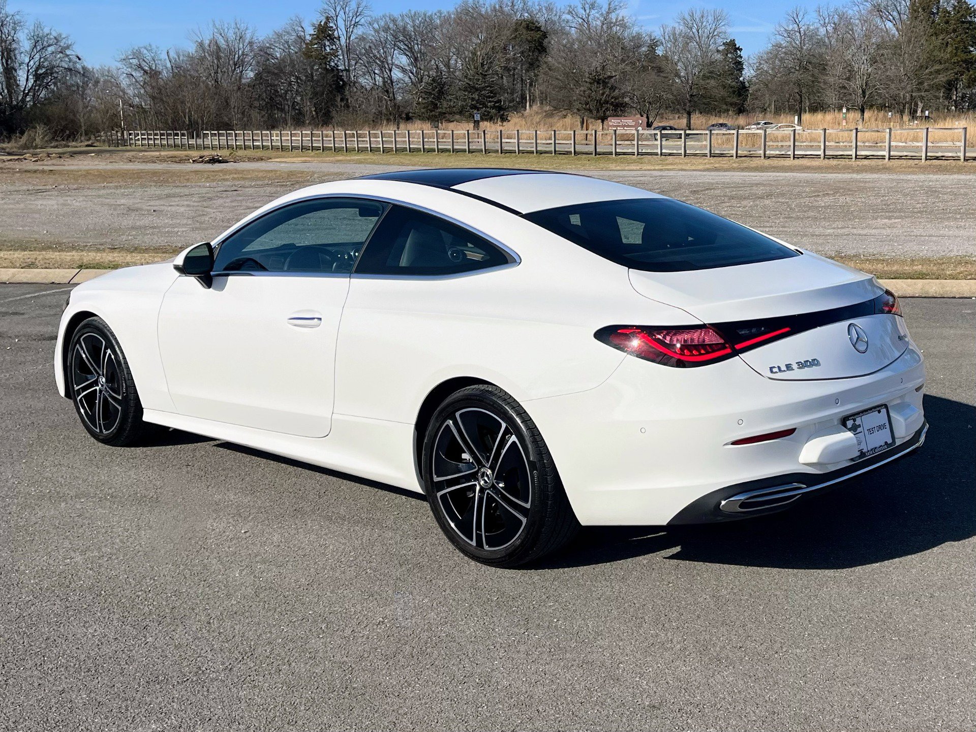 Used 2024 Mercedes-Benz CLE 300 4MATIC Coupe image 4
