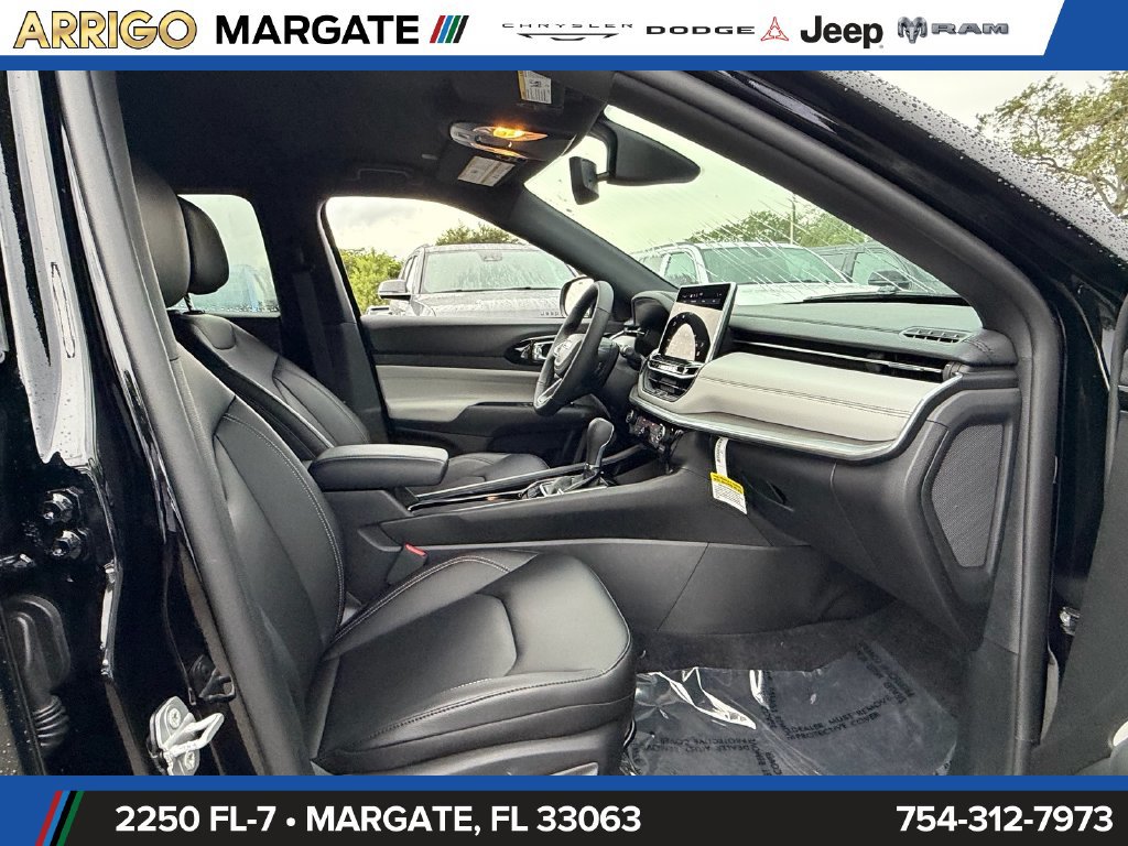 New 2026 Jeep Compass Limited AWD/4WD image 16