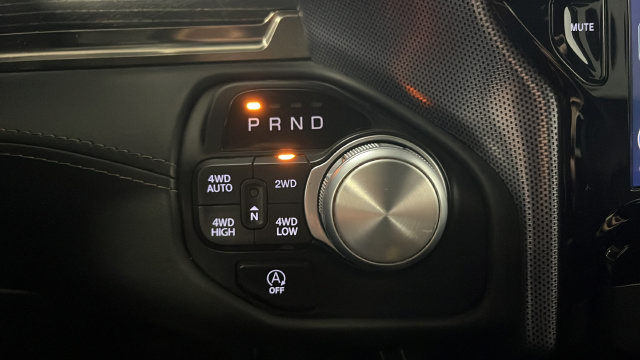 Used 2019 RAM 1500 Limited AWD/4WD image 19