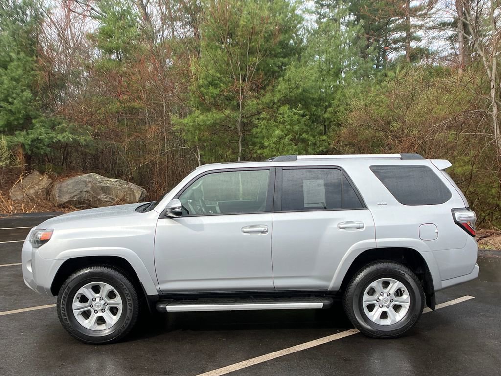 Used 2023 Toyota 4Runner SR5 Premium w/ Moonroof Package image 2