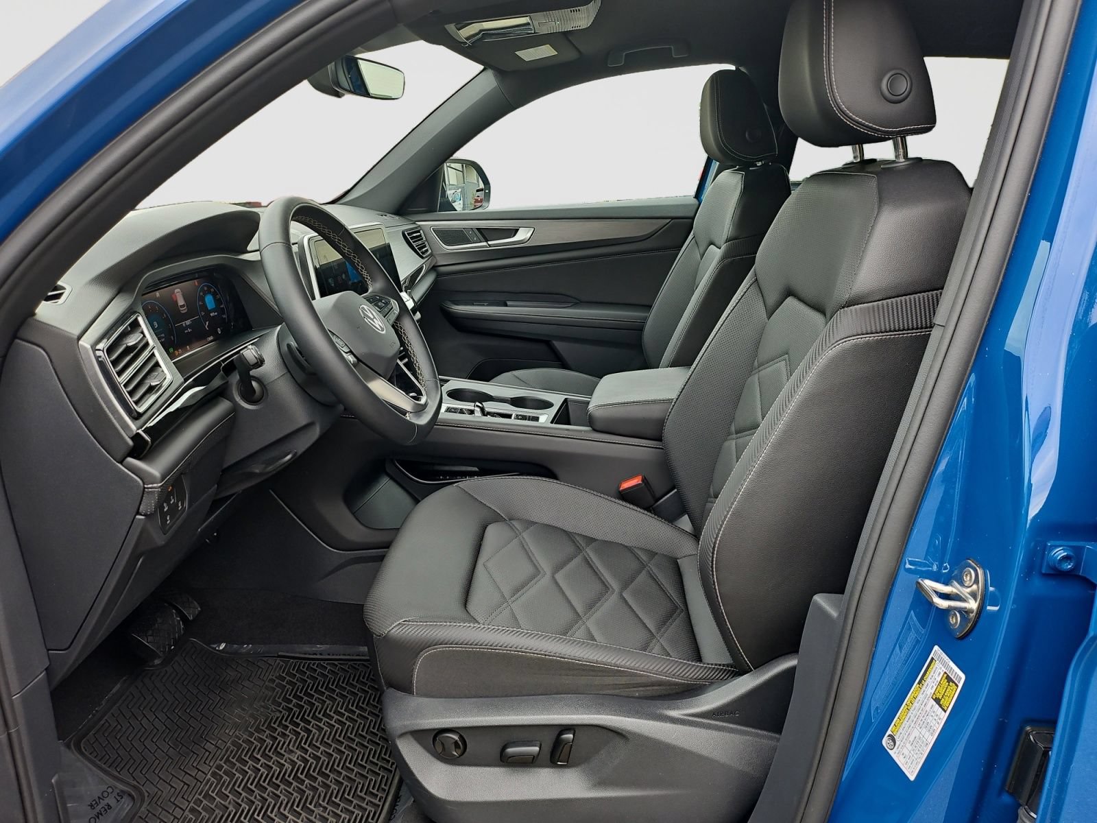 Used 2025 Volkswagen Atlas Cross Sport SE FWD image 20