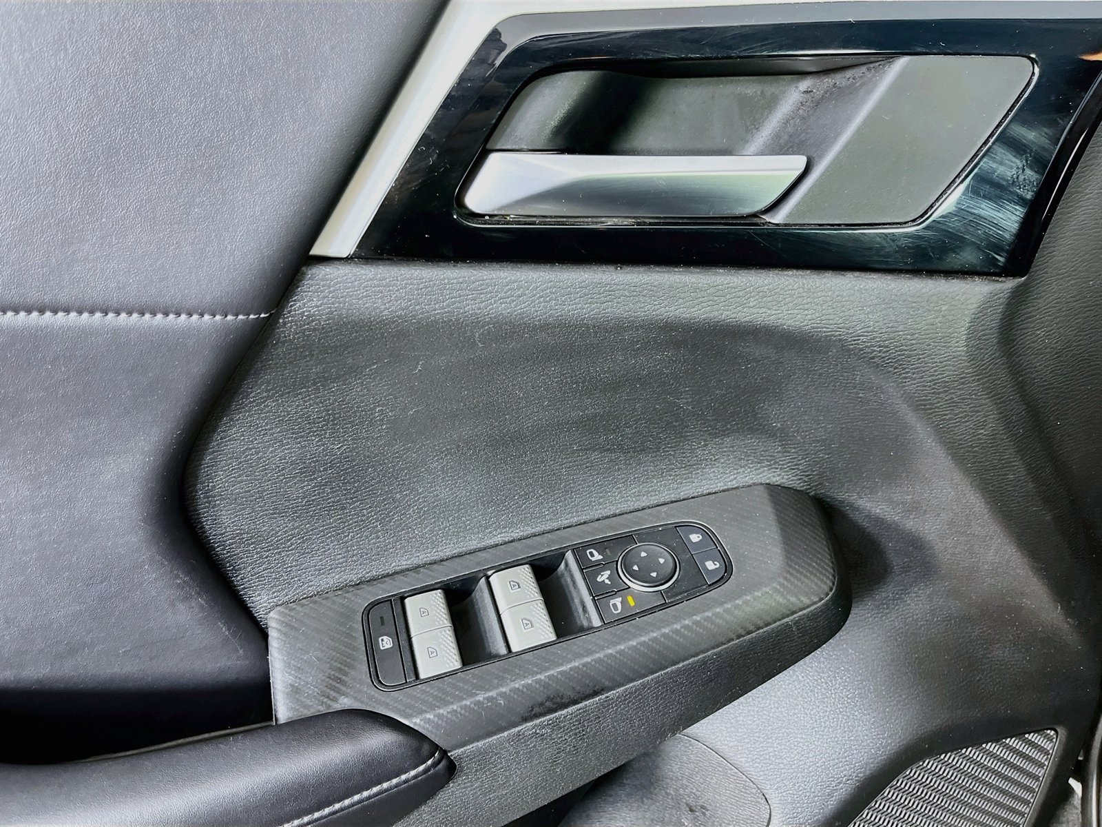 Used 2023 Mitsubishi Outlander SE AWD/4WD image 22