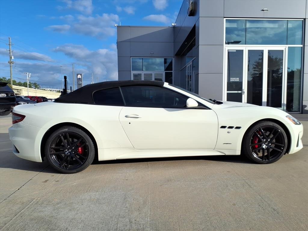 Used 2018 Maserati GranTurismo Sport image 11