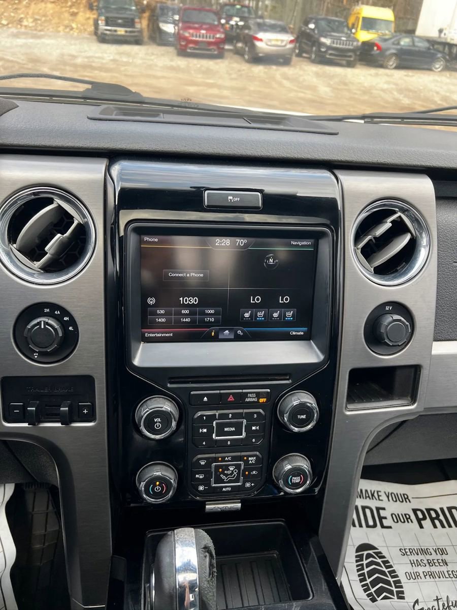 Used 2014 Ford F150 Limited image 17