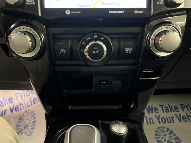Used 2023 Toyota 4Runner TRD Off-Road Premium w/ Moonroof Package AWD/4WD image 30