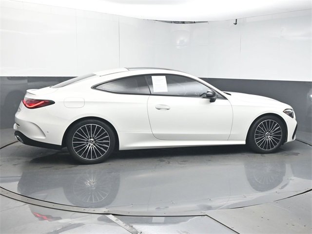 Used 2024 Mercedes-Benz CLE 300 4MATIC Coupe image 9