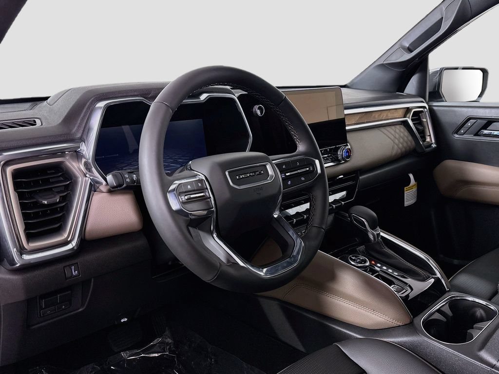 New 2026 GMC Canyon Denali AWD/4WD image 9