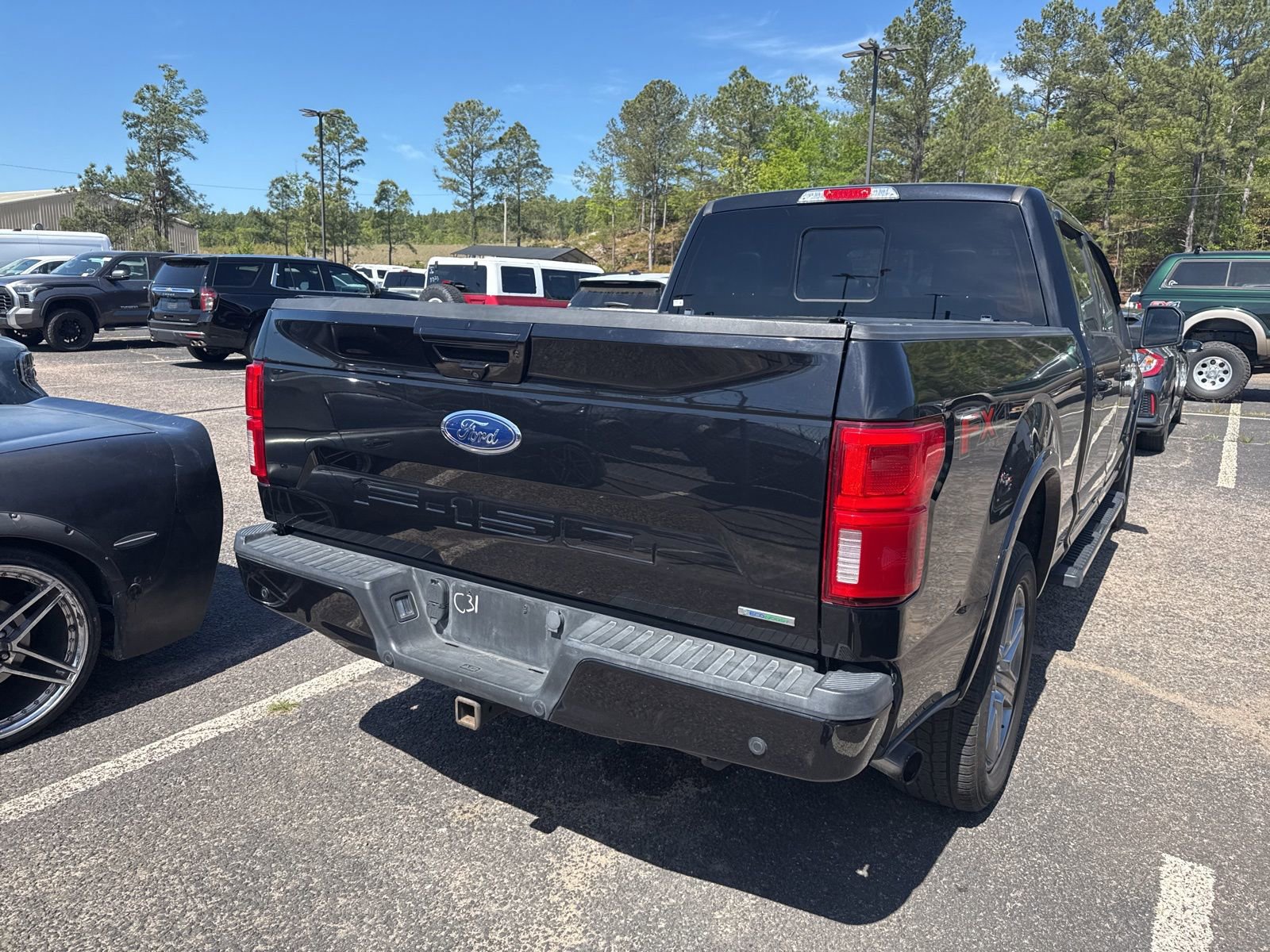 Used 2019 Ford F150 Lariat w/ Equipment Group 502A Luxury AWD/4WD image 7