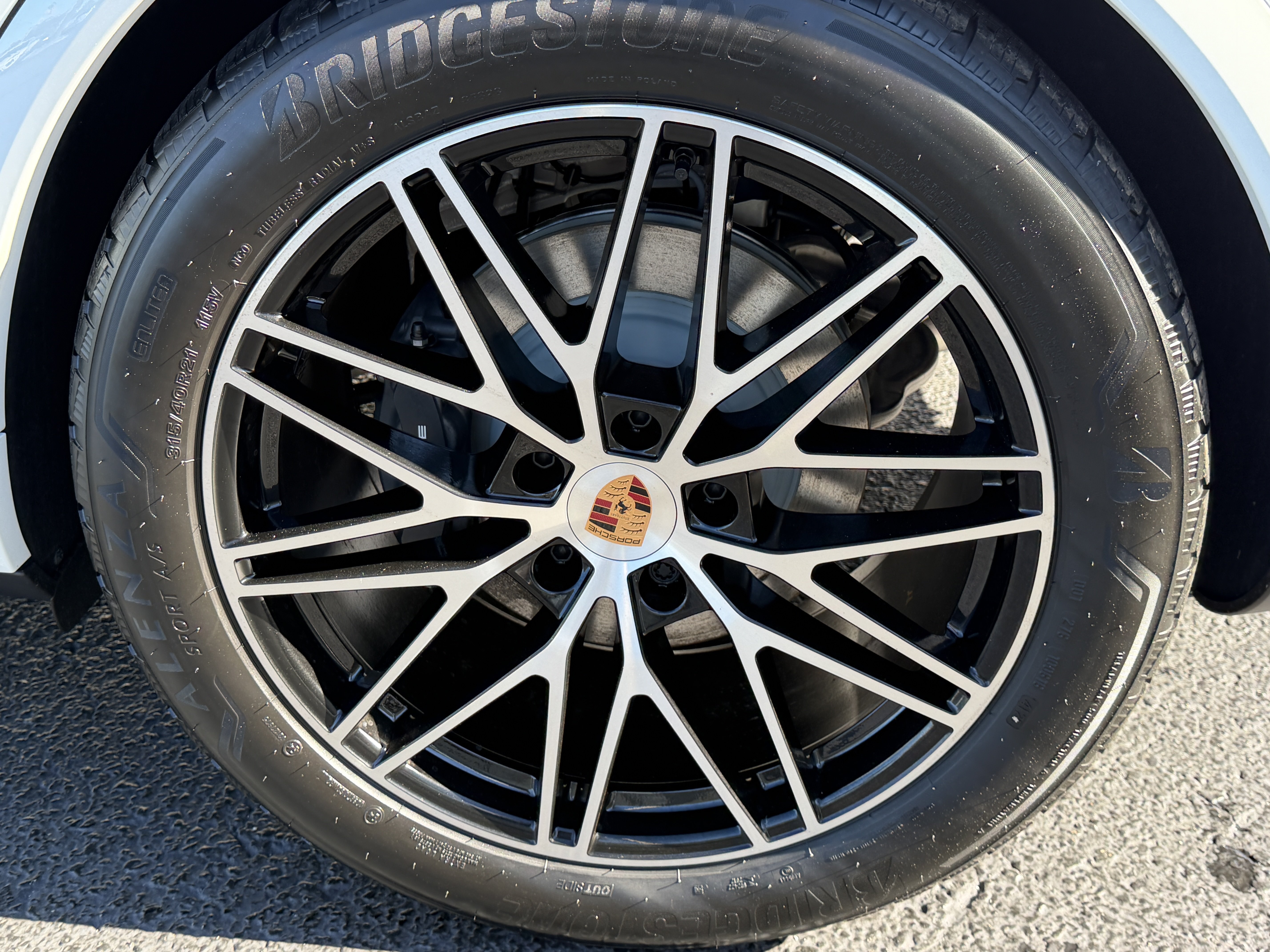 New 2026 Porsche Cayenne AWD/4WD image 9
