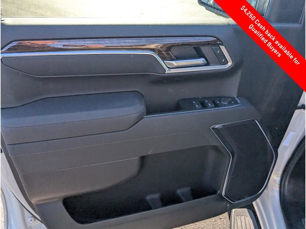 New 2026 GMC Sierra 1500 SLE w/ Preferred Package AWD/4WD image 16