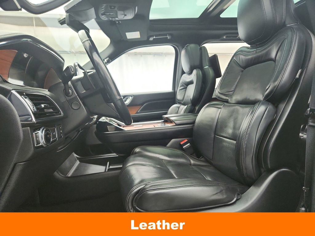 Used 2018 Lincoln Navigator L Reserve w/ Technology Package image 11