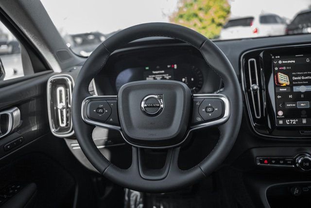 New 2026 Volvo XC40 B5 Plus w/ Protection Package Premier image 32