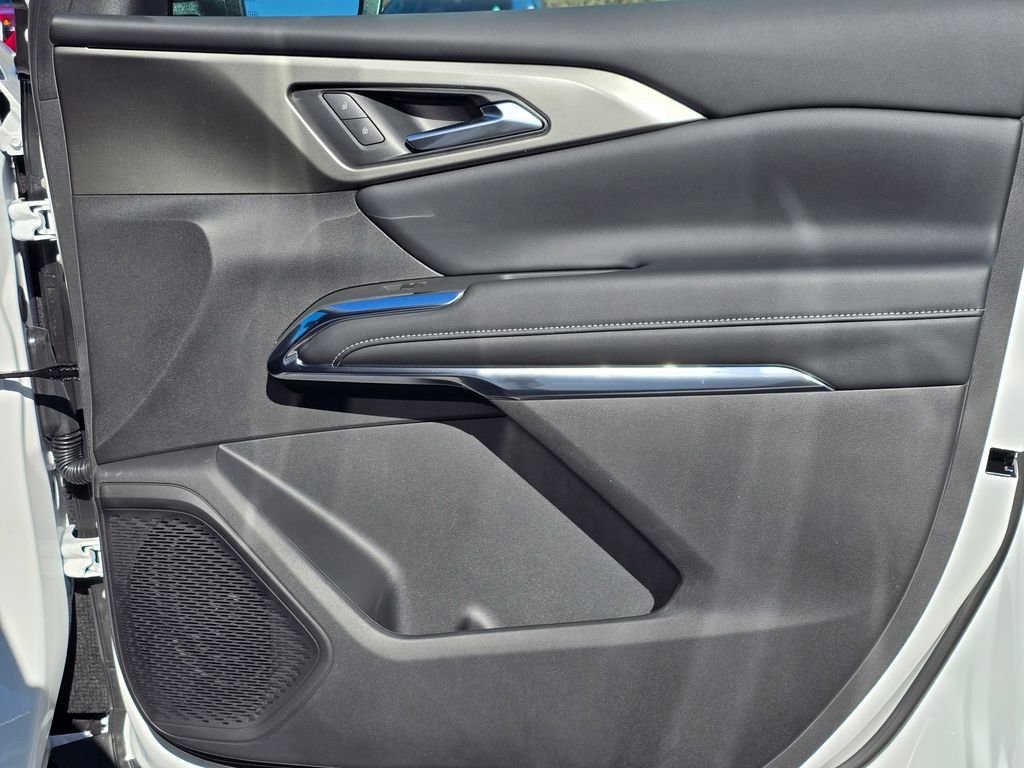 New 2026 Chevrolet Traverse LT image 37