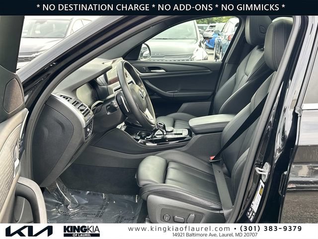 Used 2024 BMW X4 xDrive30i w/ Parking Assistance Package AWD/4WD image 21