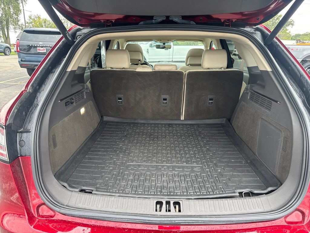 Used 2019 Lincoln Nautilus Reserve w/ Driver Assistance Package FWD image 47