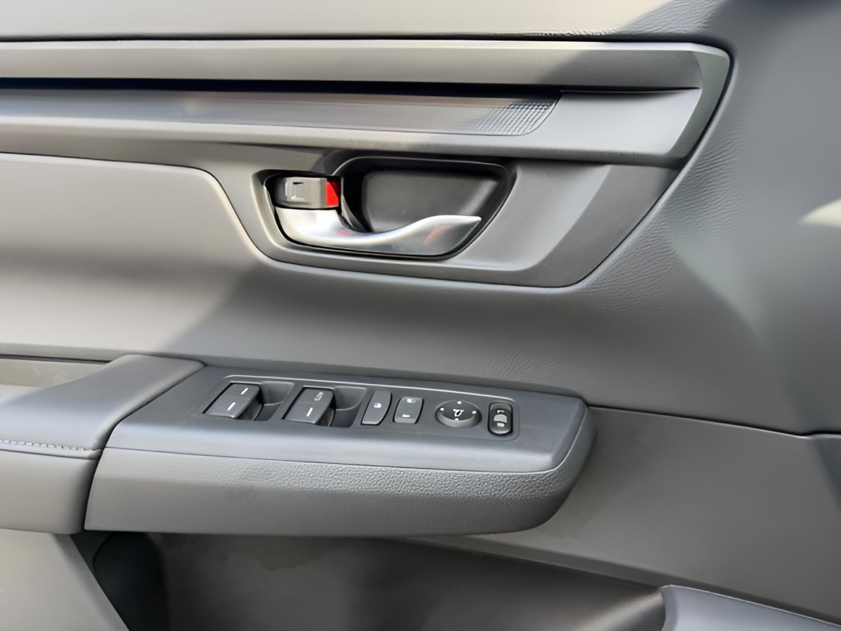 Used 2026 Honda CR-V LX image 21