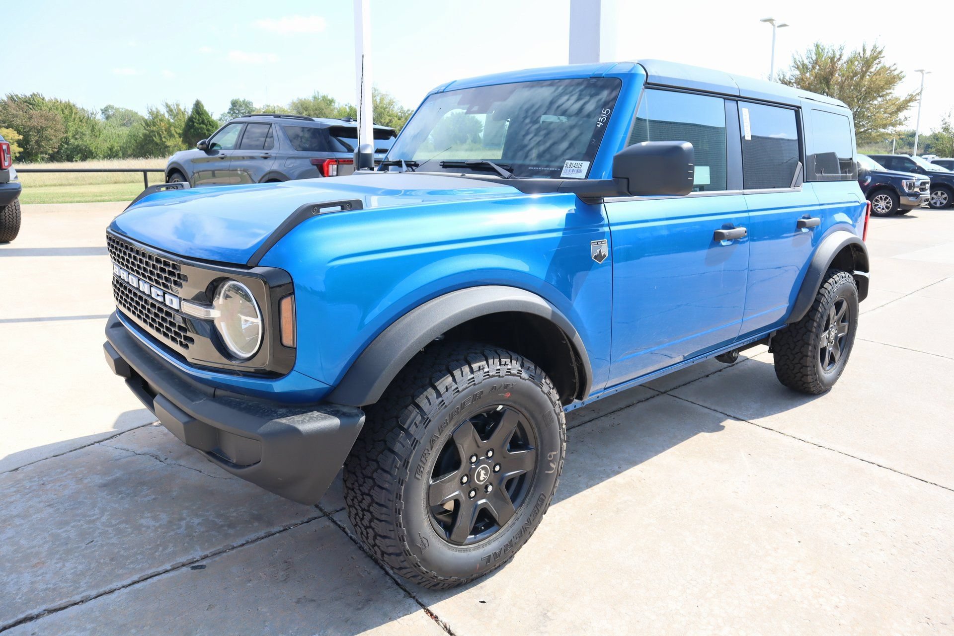New 2025 Ford Bronco Big Bend AWD/4WD image 11
