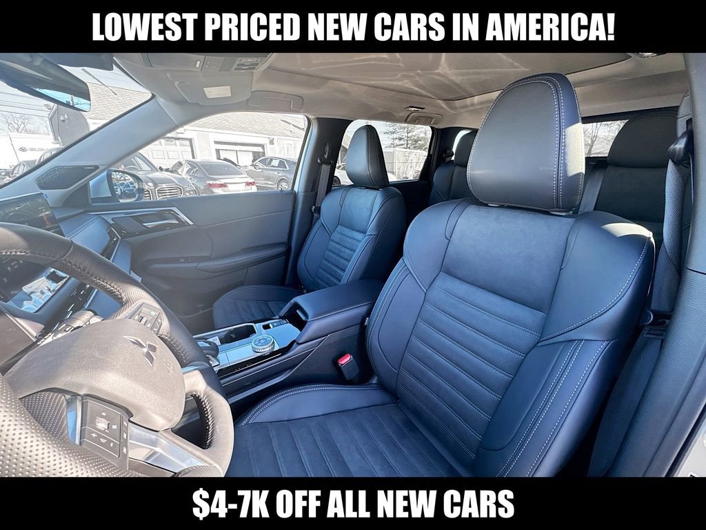 New 2026 Mitsubishi Outlander SE image 11