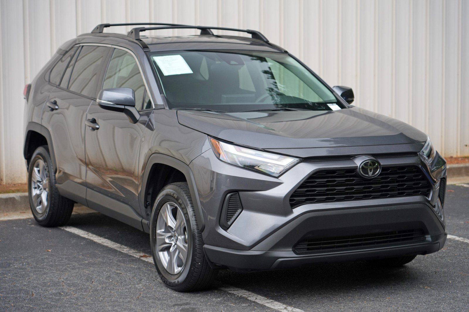 Used 2024 Toyota RAV4 XLE FWD image 47