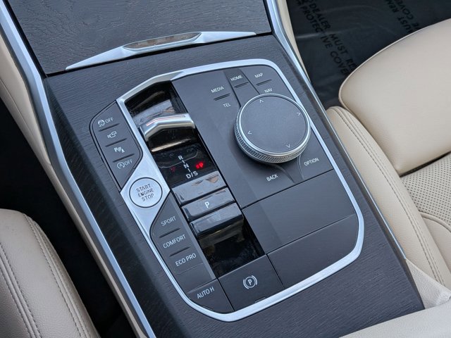 Used 2023 BMW 330i 330i w/ Premium Package image 12