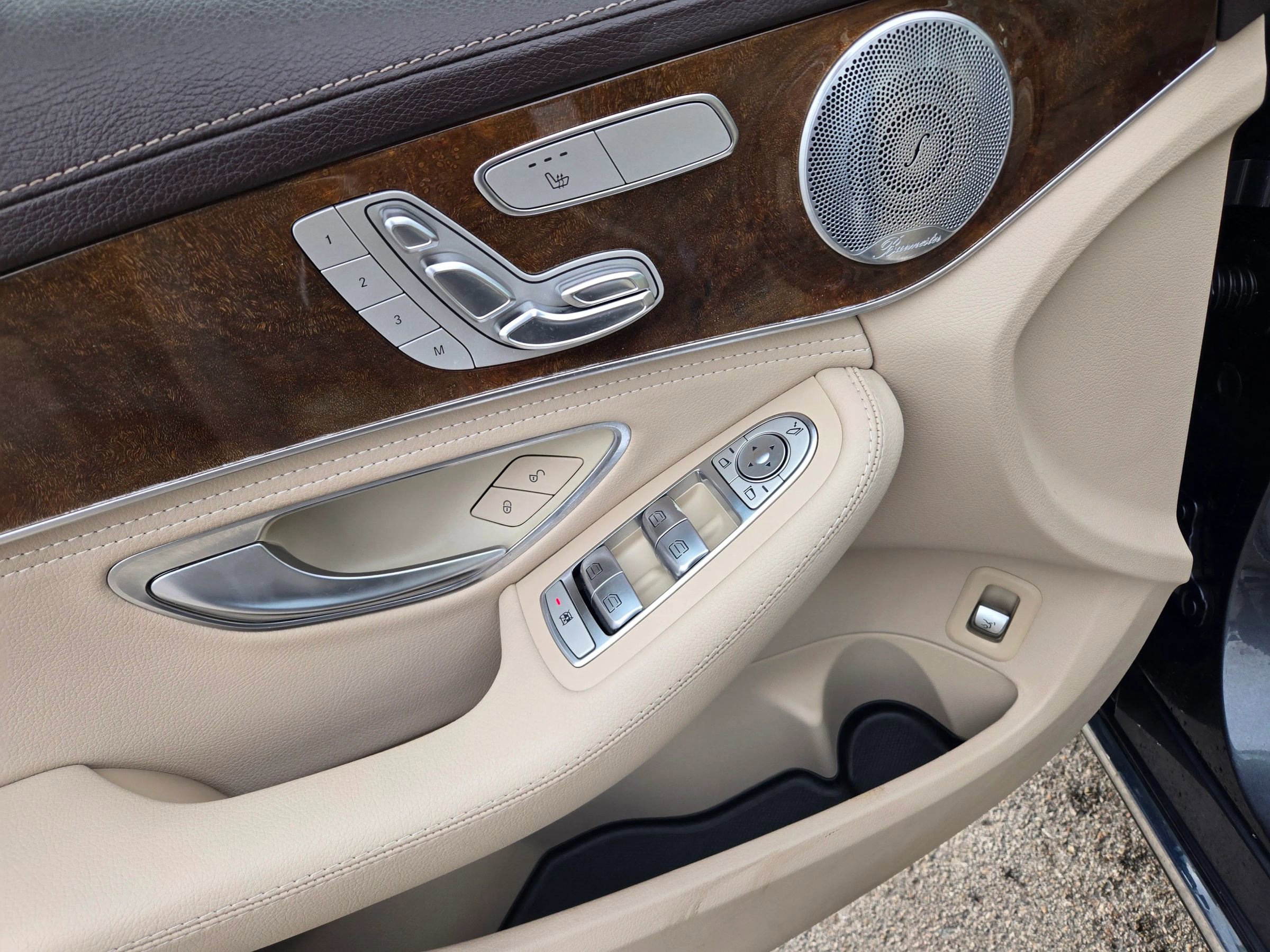 Used 2016 Mercedes-Benz C 300 4MATIC Sedan image 33