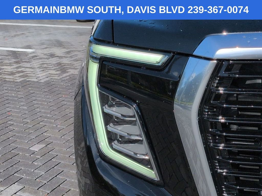 Used 2026 GMC Yukon XL Denali w/ Denali Reserve Package AWD/4WD image 11