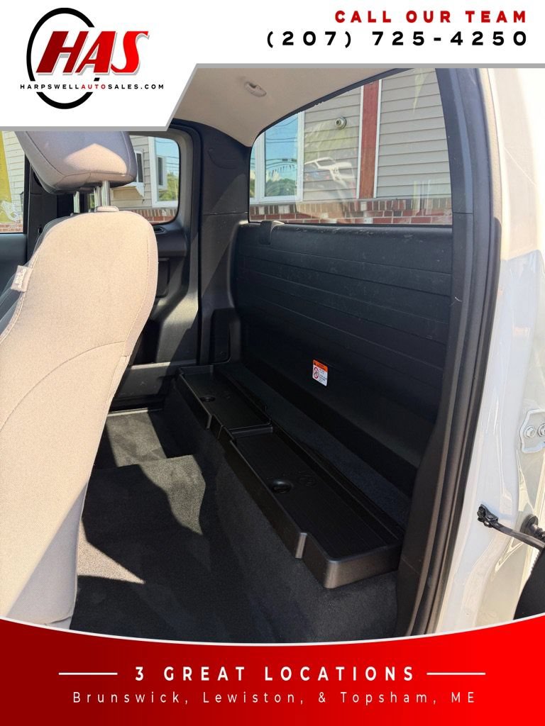 Used 2022 Toyota Tacoma SR AWD/4WD image 11