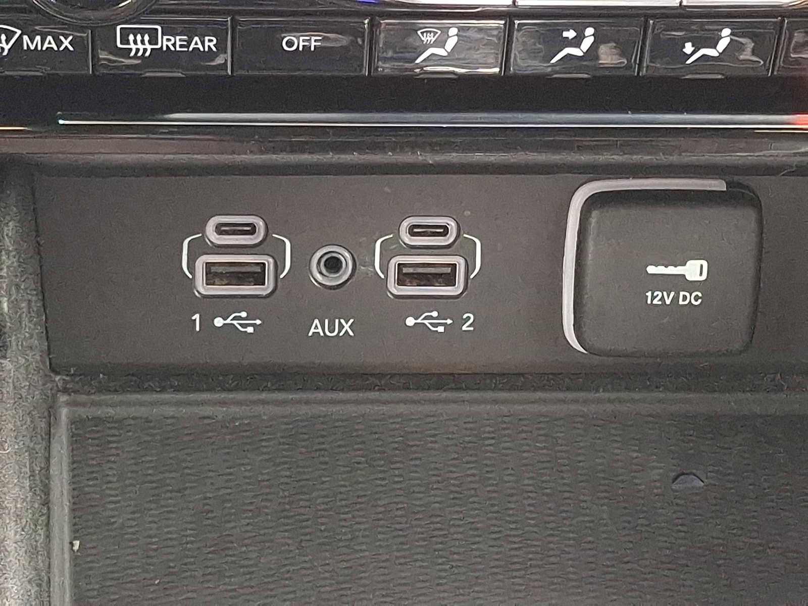 Used 2021 Jeep Grand Cherokee L Altitude image 28