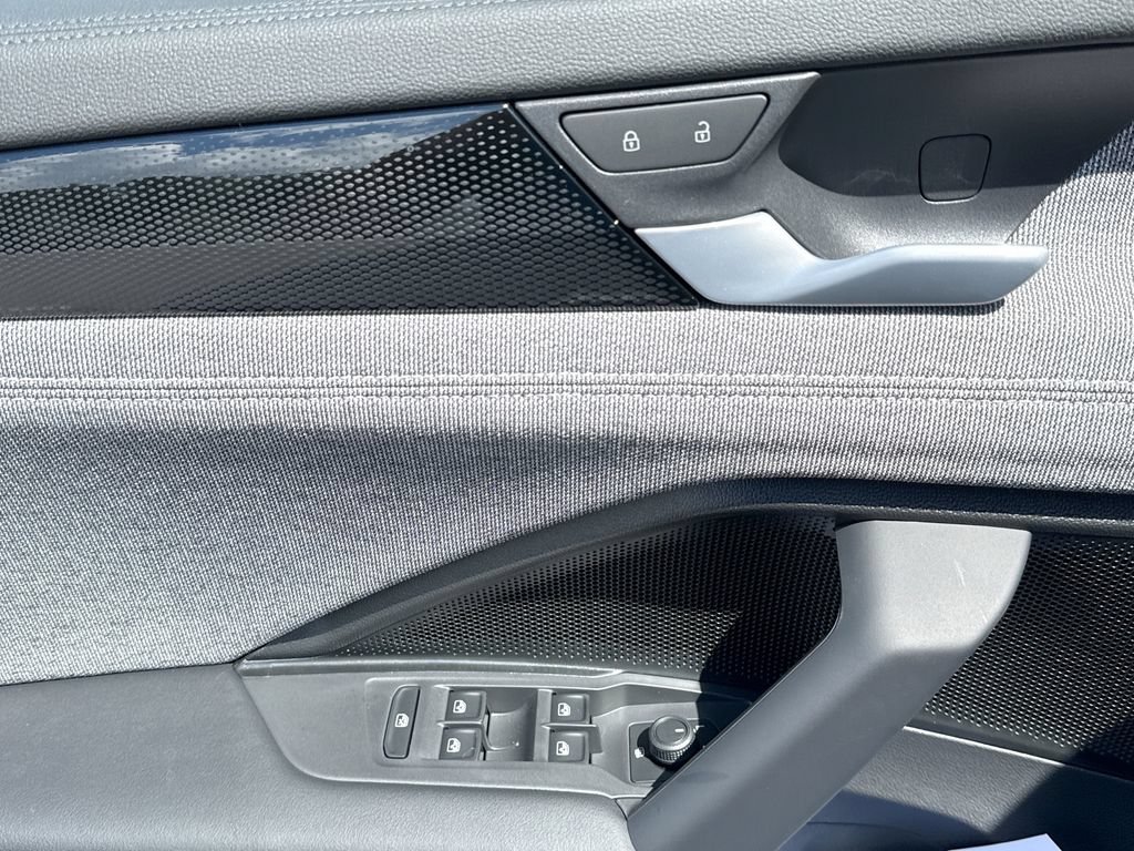 New 2026 Volkswagen Tiguan S AWD/4WD image 15