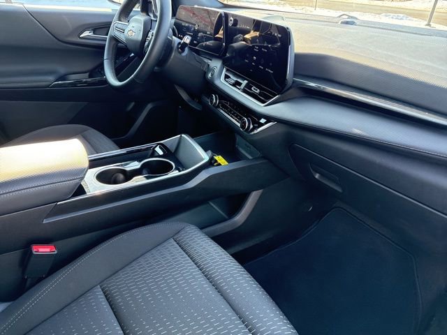Used 2025 Chevrolet Equinox LT w/ Safety and Technology Package image 23