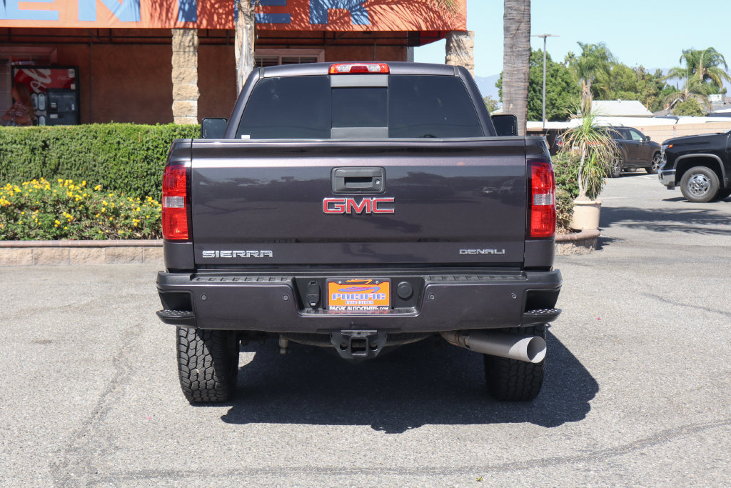 Used 2015 GMC Sierra 2500 Denali w/ Duramax Plus Package AWD/4WD image 7