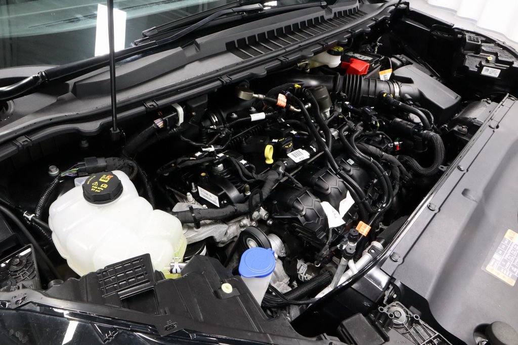 Certified 2024 Ford Edge SEL w/ Convenience Package AWD/4WD image 18