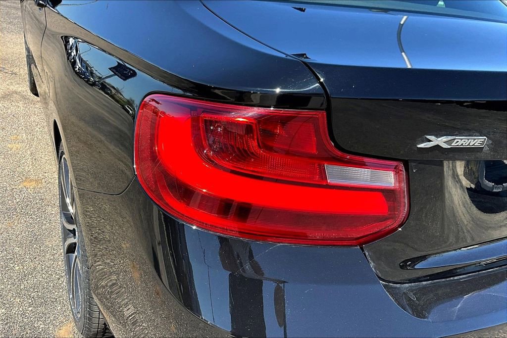 Used 2017 BMW 230i xDrive Coupe image 18