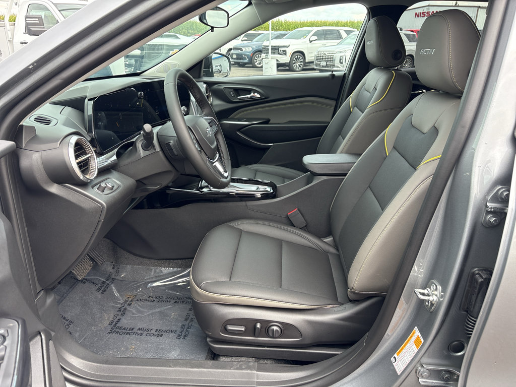 New 2026 Chevrolet Trax ACTIV w/ Sunroof Package FWD image 11