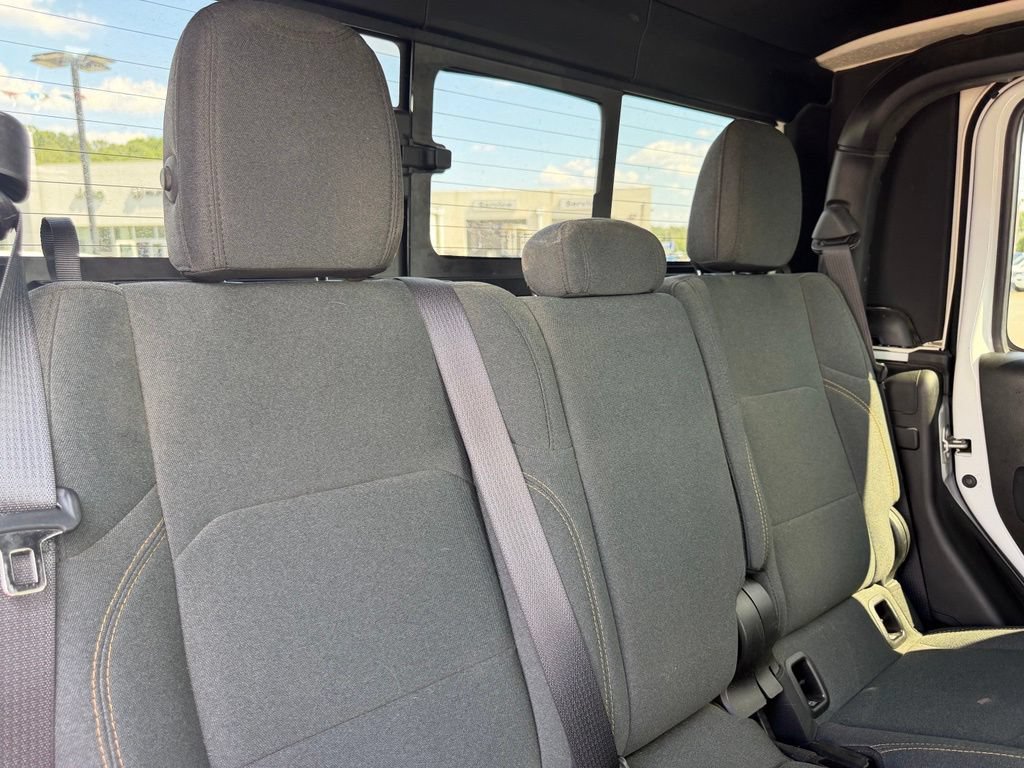 Used 2024 Jeep Gladiator Sport AWD/4WD image 36
