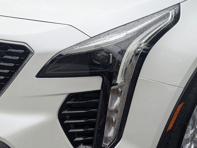 Certified 2023 Cadillac XT4 Luxury FWD image 9
