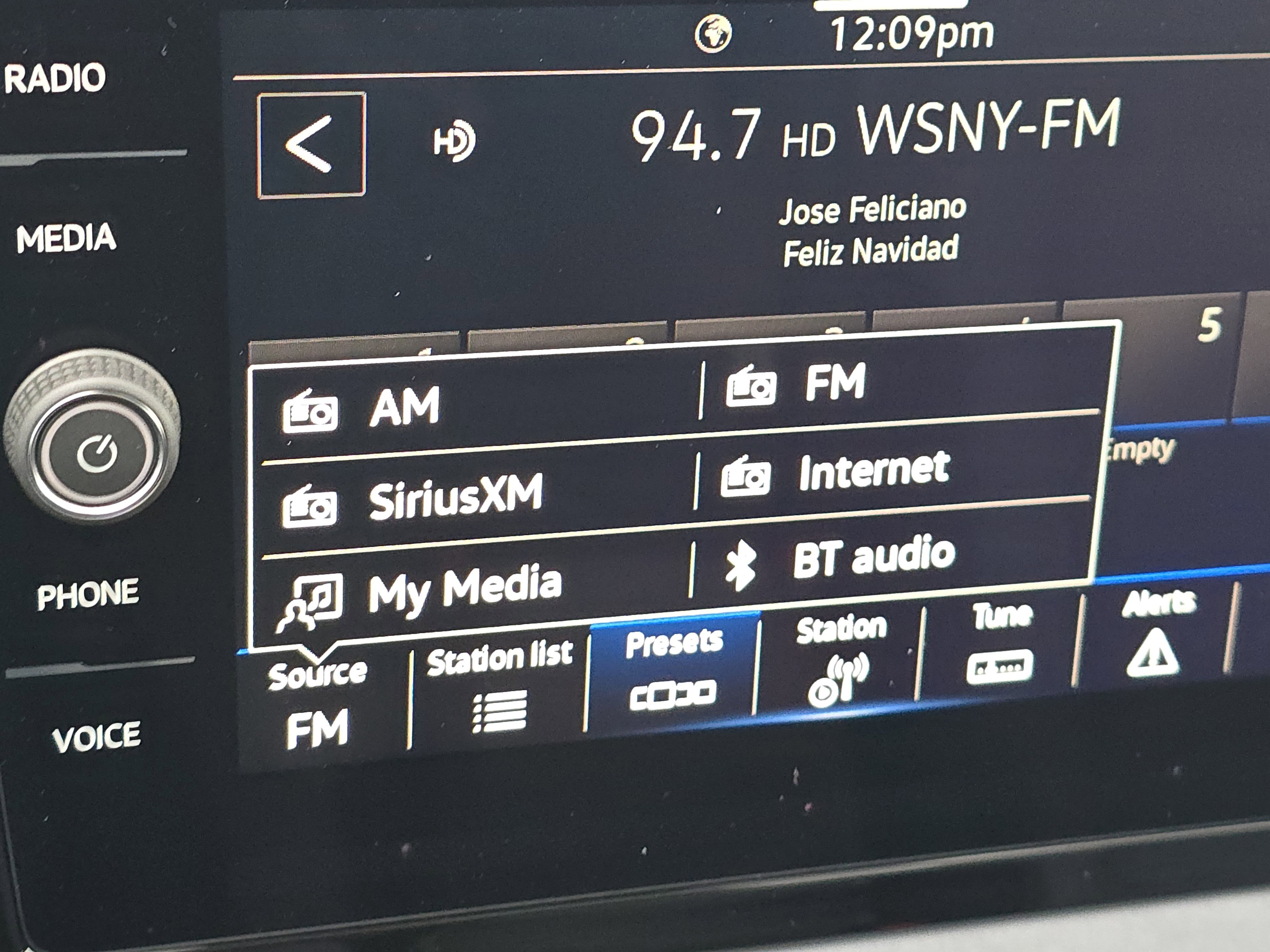 New 2026 Volkswagen Jetta SE image 11