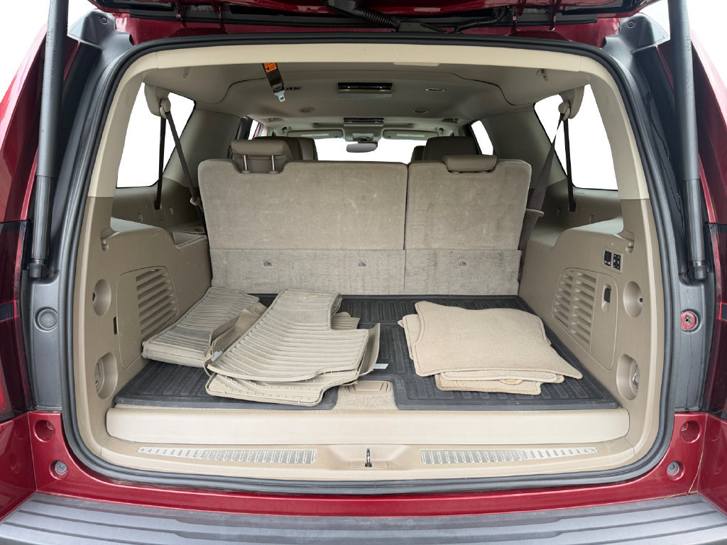 Used 2017 Chevrolet Suburban LT AWD/4WD image 16