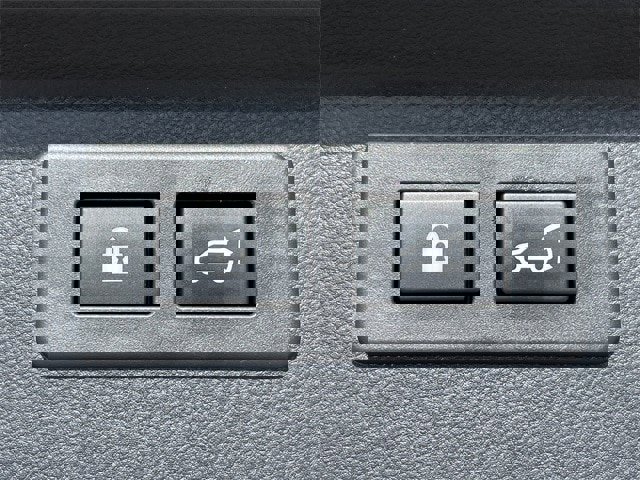 Used 2024 Subaru Forester Premium w/ POP Package 1 image 32