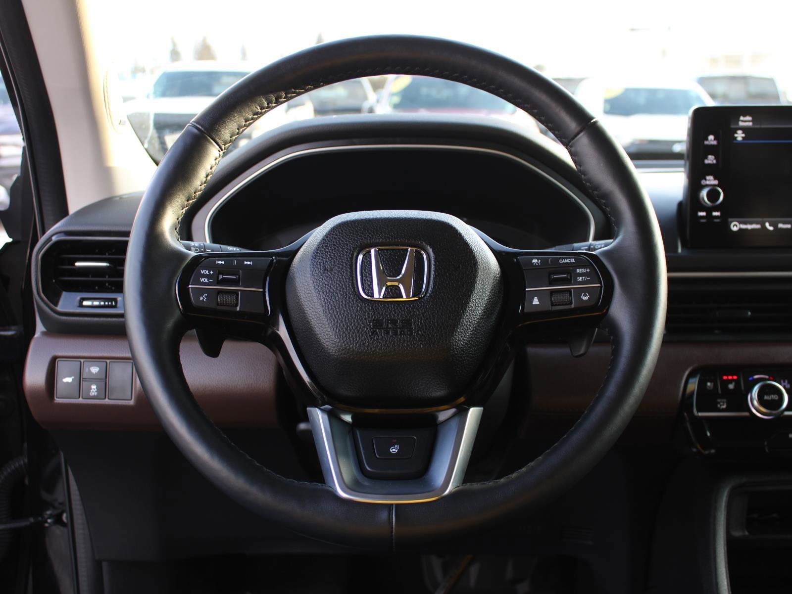 Used 2023 Honda Pilot Elite image 10