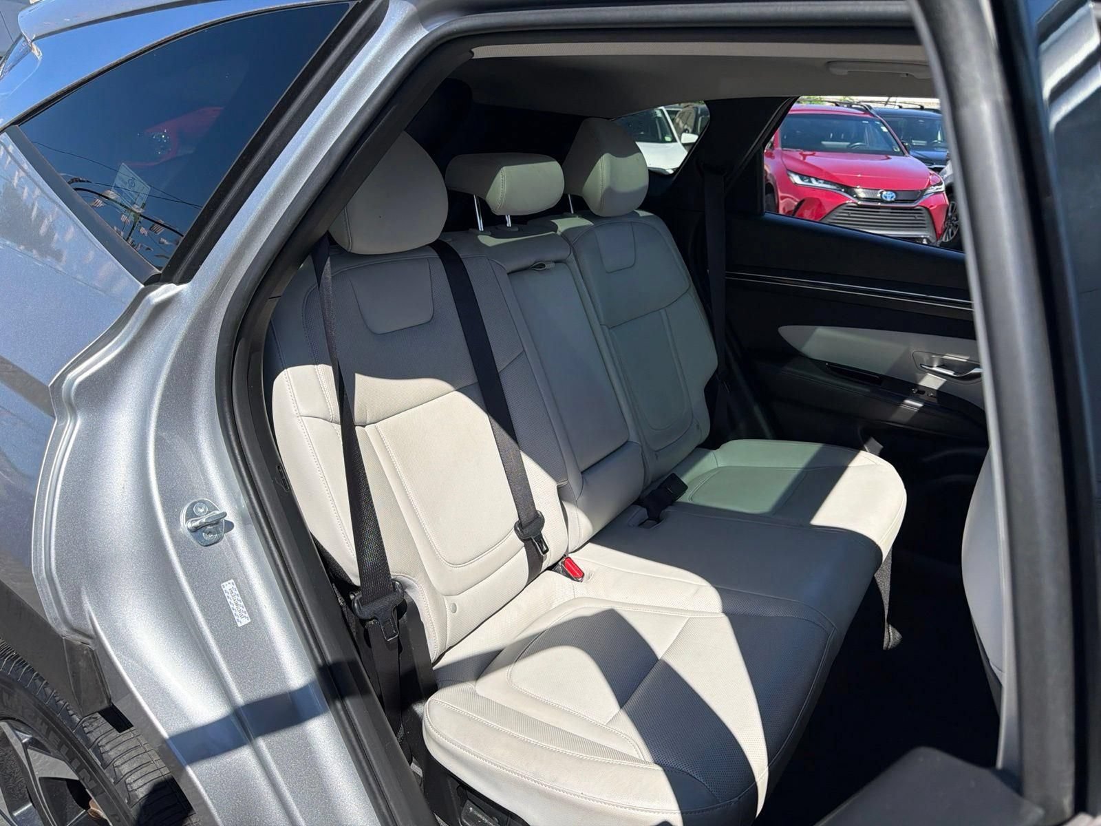 Used 2023 Hyundai Tucson Limited AWD/4WD image 17