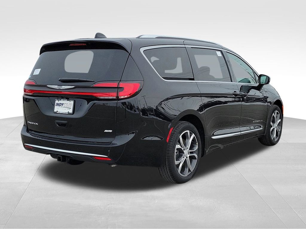 New 2026 Chrysler Pacifica Pinnacle w/ Trailer Tow Group image 4