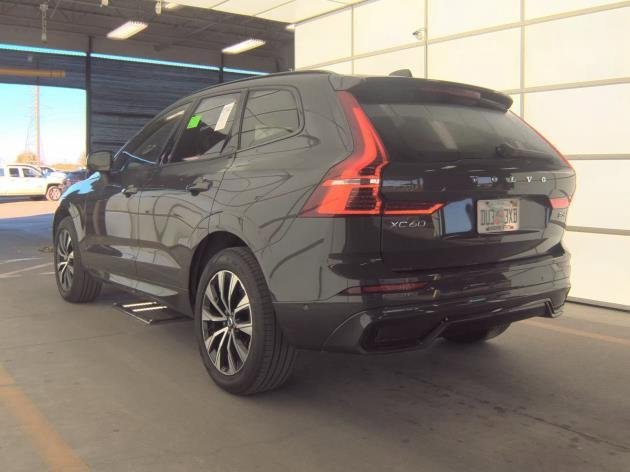 Certified 2025 Volvo XC60 B5 Plus image 2