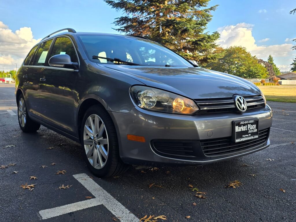 Used 2011 Volkswagen Jetta SE w/ Wheel & Sunroof Pkg image 8