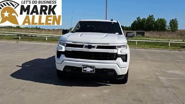 Used 2024 Chevrolet Silverado 1500 RST w/ Convenience Package II AWD/4WD image 3