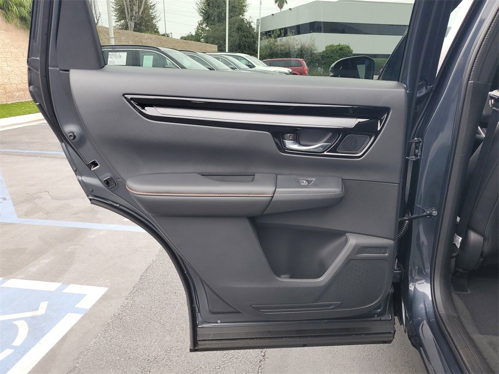 Used 2026 Honda CR-V Sport Touring image 17