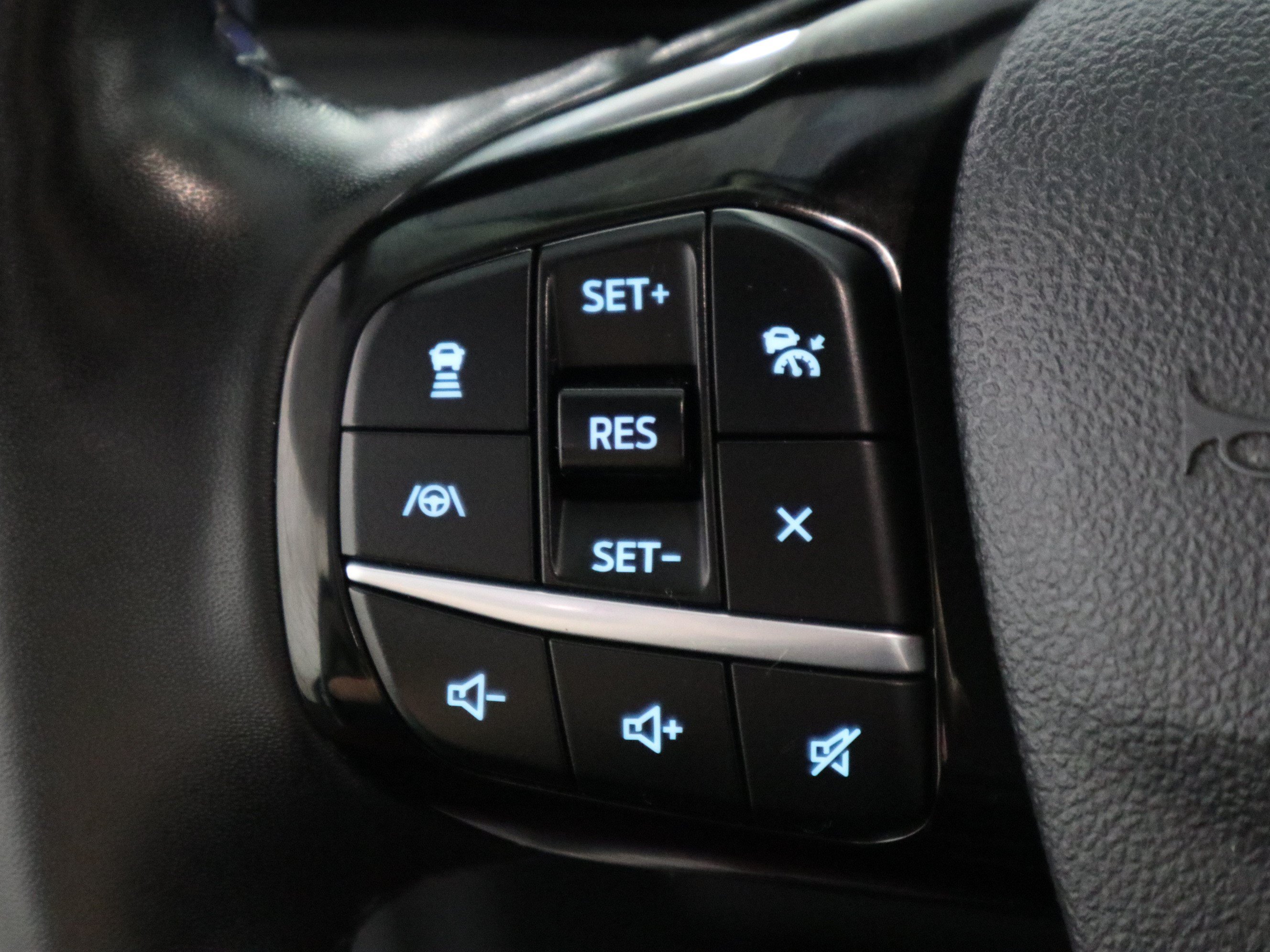Used 2022 Ford Escape SEL w/ Technology Package AWD/4WD image 29