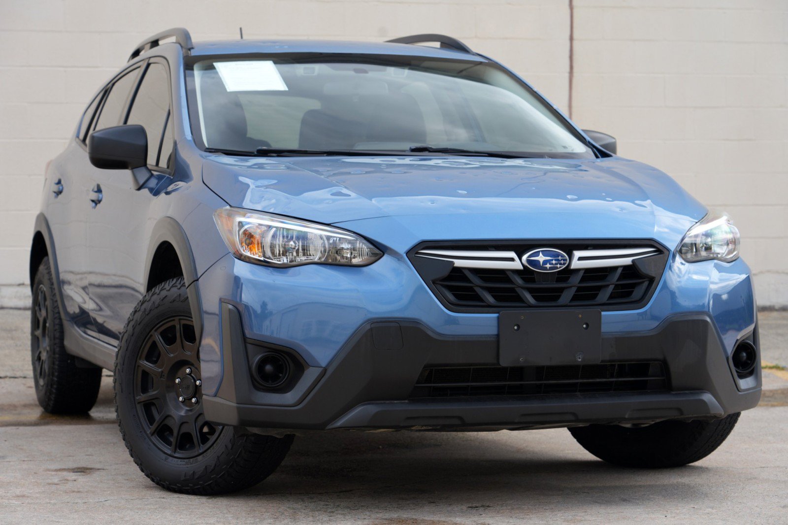 Used 2021 Subaru Crosstrek 2.0i AWD/4WD image 2