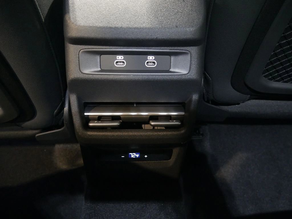 New 2026 Audi Q3 quattro 2.0T AWD/4WD image 38